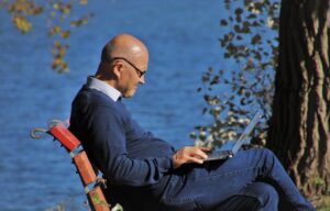 No.1 Side Hustle For Retirees